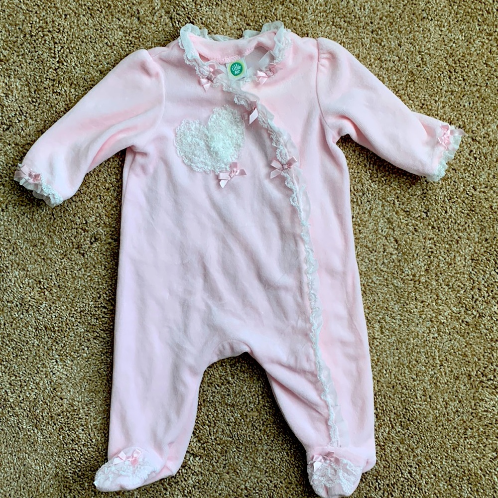 Baby pink velour footie 3months